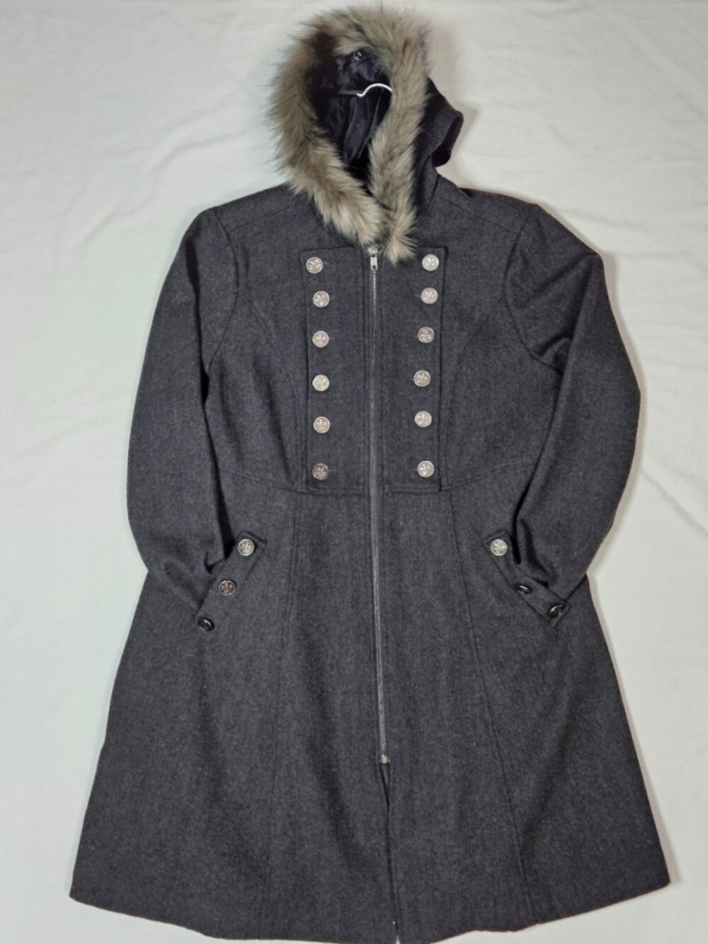 TORRID Outlander Coat Charcoal Grey Size 1X Fur Lined Hood Thistle Buttons ⚔️